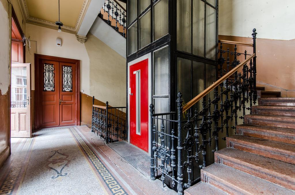 Sara'S Apartment Βουδαπέστη Εξωτερικό φωτογραφία